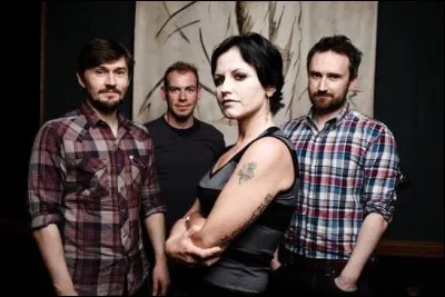 En quelle ann&eacute;e le groupe The Cranberries a-t-il sorti son tube "Zombie" ?