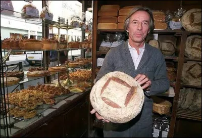 Quel c&eacute;l&egrave;bre boulanger, qui a redonn&eacute; au pain ses lettres de noblesse, est mort accidentellement en 2002 ?