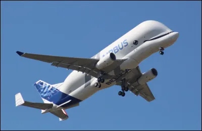 Sur quelle version d'un avion Airbus le BelugaXL est-il principalement bas&eacute; ?