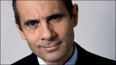 Qui est ce chanteur qui joue le premier r&ocirc;le dans le film ''La T&ecirc;te dans le sac'' ?