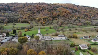 Commune de l'arrondissement de Chamb&eacute;ry, La Trinit&eacute; se situe dans le d&eacute;partement ...