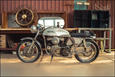 Le premier Grand Prix 500cc de l'histoire a &eacute;t&eacute; remport&eacute; par Harold Daniell sur une Norton.