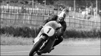Le dernier Grand Prix remport&eacute; par une moto &agrave; moteur monocylindre en cat&eacute;gorie reine a eu lieu en 1969.