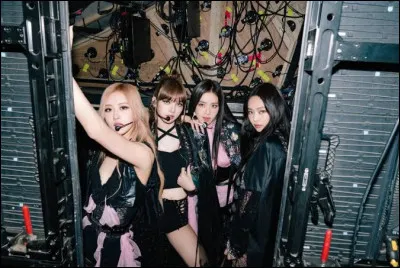 &Agrave; quelle agence appartient le groupe Blackpink ?