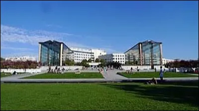 En quelle ann&eacute;e a &eacute;t&eacute; inaugur&eacute; le parc Andr&eacute;-Citro&euml;n ?
