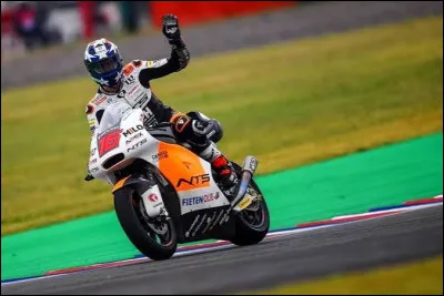Qui a remport&eacute; le titre Moto2 en 2018 ?