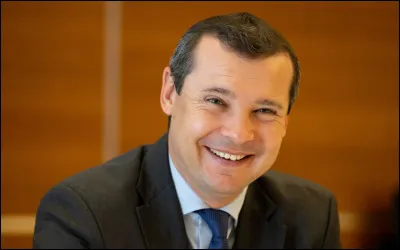 Le 17 ao&ucirc;t 2026, de quelle organisation le Fran&ccedil;ais Kevin Lamour s'est-il fait licencier apr&egrave;s ses critiques contre Gianni Infantino ?