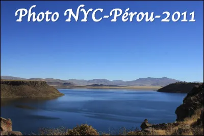 Quel est le nom de ce lac d'eau douce qui culmine &agrave; 3 812 m d'altitude et qui sert de fronti&egrave;re entre le P&eacute;rou et la Bolivie, il est aliment&eacute; par 25 rivi&egrave;res sur un p&eacute;rim&egrave;tre de 1 125 Km ?