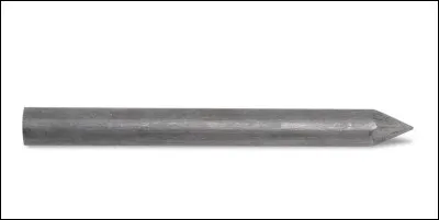 Une mine de graphite est compos&eacute;e d'atomes de...