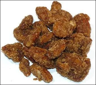 Les voici, cacahute enrobe de chocolat. .