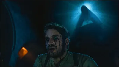 Quel(s) lien(s) particulier(s) existe(nt) entre Frenchie et Valak ?