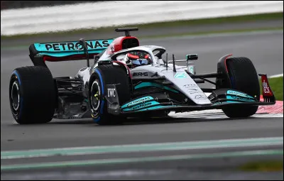 La Mercedes W13 de 2022 &eacute;tait la premi&egrave;re Mercedes de l'&egrave;re hybride &agrave; ne remporter aucun Grand Prix.