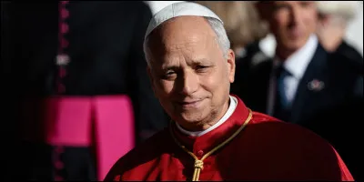 Combien de papes ont pr&eacute;c&eacute;d&eacute; L&eacute;on XIV, intronis&eacute; le 8 mai 2025 ?