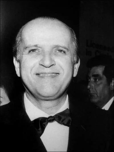 On lui doit la BOF des parrains, c'est ...