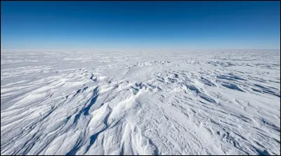 Tous les m&eacute;ridiens traversent l'Arctique.