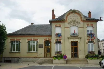 Village viticole, dans l'aire d'attraction Sparnacienne, Venteuil se situe dans le d&eacute;partement ...