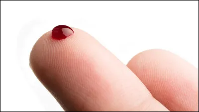 Aimes-tu le go&ucirc;t du sang ? (Tu as d&eacute;j&agrave; l&eacute;ch&eacute; ta blessure, non ?)