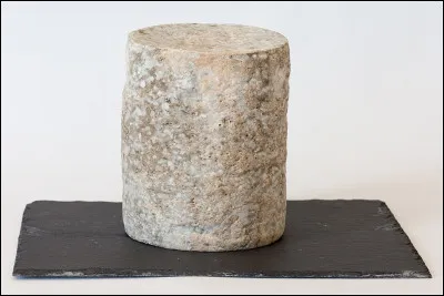Ce fromage a ses origines &agrave; la ville d'Ambert (Puy de D&ocirc;me).Quel est son nom ?