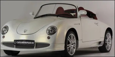 Quel constructeur produit cette automobile ?