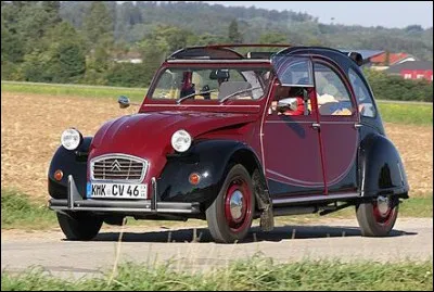 Dans les ann&eacute;es 80 la 2CV conna&icirc;tra un dernier succ&egrave;s avec cette version...