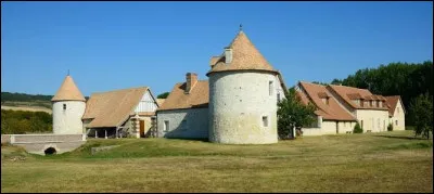 Je vous attends devant le manoir de La Croix-Saint-Leufroy. Ancienne commune de l'arrondissement des Andelys, elle se situe en r&eacute;gion ...