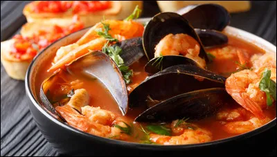 Quelle r&eacute;gion est le berceau de la c&eacute;l&egrave;bre bouillabaisse, une soupe de poissons typique ?