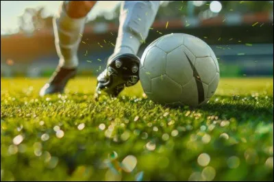 Combien de temps dure un match de football r&eacute;glementaire (sans les prolongations) ?
