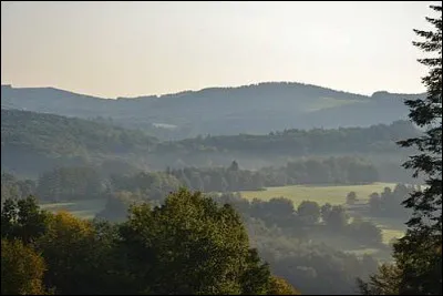 Le plateau de Millevaches est un haut plateau du Limousin.