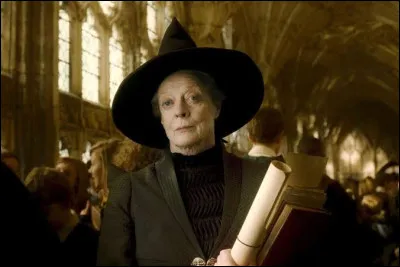 Quel est le statut de sang de Minerva McGonagall ?