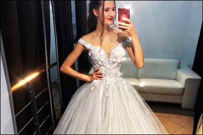 Quel terme d&eacute;signe le tissu de protection transparent qui recouvre une mari&eacute;e ?