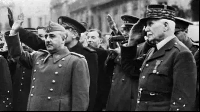 Quel journal collaborationniste est dirig&eacute; par Robert Brasillach ?