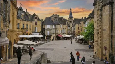 Quelles villes se trouvent dans le d&eacute;partement de la Dordogne ?