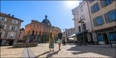 Quelles villes se trouvent dans le d&eacute;partement du Cantal ?