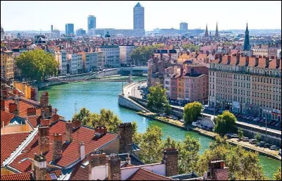 Quelles villes se situent dans le d&eacute;partement du Rh&ocirc;ne ?