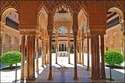 L'Alhambra se situe&hellip;