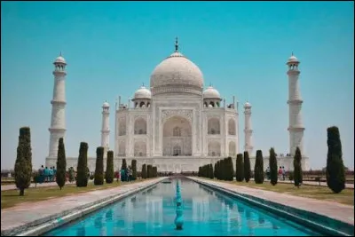 Le Taj Mahal se situe&hellip;