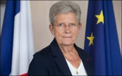 Qui est cette ministre ?