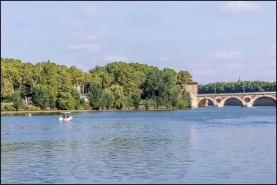 Que faut-il ajouter &agrave; "Gar" pour obtenir le nom d'un fleuve fran&ccedil;ais ?