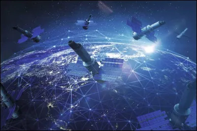 Comment appelle-t-on la r&eacute;gion situ&eacute;e au-dessus de l'atmosph&egrave;re terrestre, devenue un nouveau lieu de rivalit&eacute;s strat&eacute;giques entre grandes puissances pour le contr&ocirc;le des orbites et des satellites ?