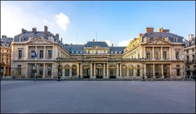Quel lieu parisien &eacute;tait l'endroit &agrave; la mode sous la R&eacute;volution ?