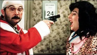 Comment s'appelle l'association tlphonique bnvole du 'Pre Nol est une ordure' ?