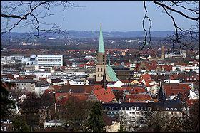 Bielefeld est une ville d'un peu plus de 300. 000 habitants situe en