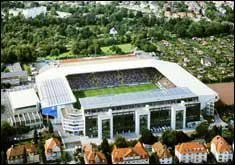 Le club de football de Bielefeld doit son nom  un clbre hros germanique de la lutte contre les Romains, au premier sicle. Son nom ?