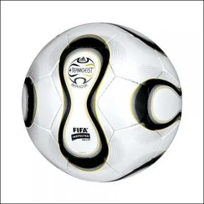 Durant quel Mondial a-t-on vu ce ballon ?