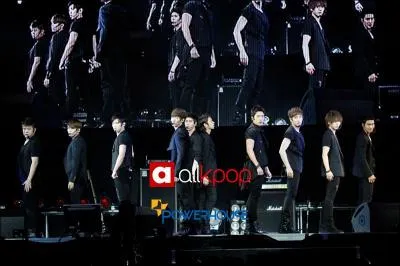 Combien de concerts nomms 'Super Show' ont-ils faits jusqu'ici ? (2010)