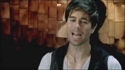 Comment s'appelle ce clip avec Pitbull et Enrique Iglesias ?