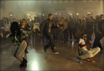 Quel est le nom de ce clip avec Usher et Pitbull ?