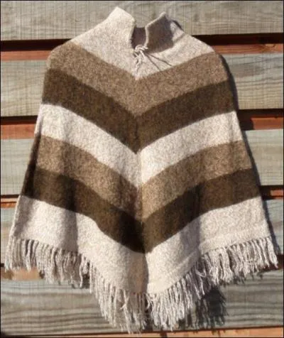 Mon nom est ' alpaga ' je suis un tissu fin et lger, sec et brillant et d'une grande solidit. Je suis fait  base de. .