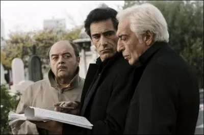 Dans ce film il est Lucien agent immobilier en Belgique, c'est ... .