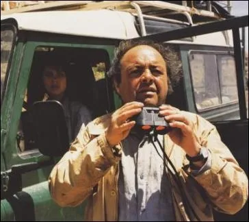 Dans ce film il est Jean Pierre fonctionnaire, c'est ...